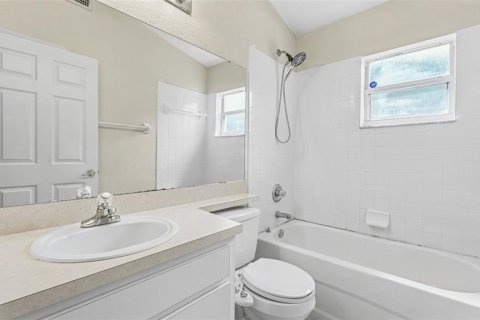 Villa ou maison à vendre à Lakeland, Floride: 3 chambres, 149.76 m2 № 2411605 - photo 22