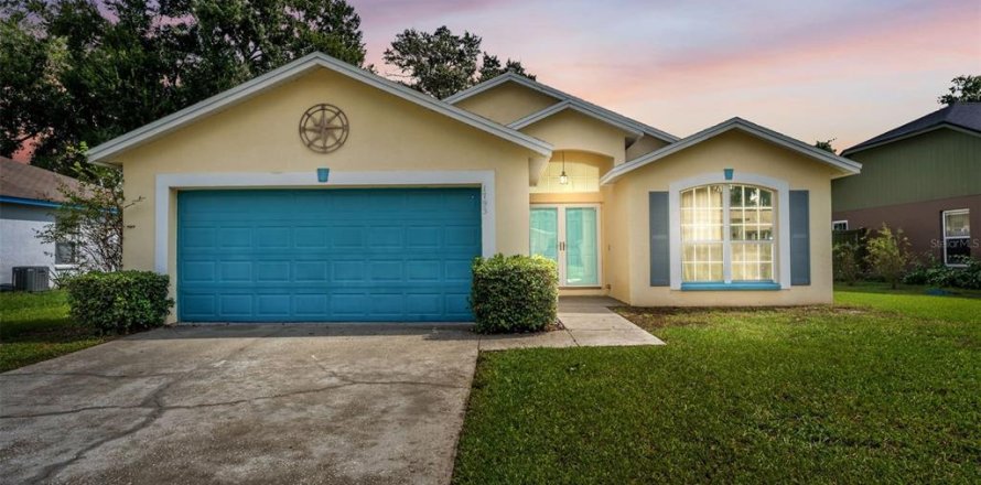 Villa ou maison à Lakeland, Floride 3 chambres, 149.76 m2 № 2411605