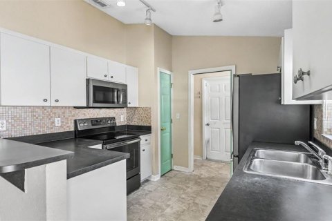 Villa ou maison à vendre à Lakeland, Floride: 3 chambres, 149.76 m2 № 2411605 - photo 15