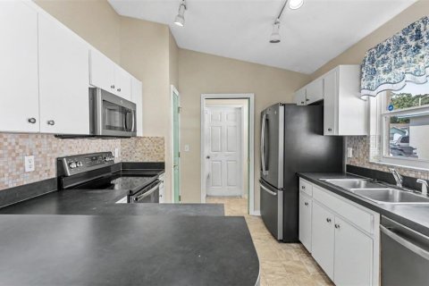 Villa ou maison à vendre à Lakeland, Floride: 3 chambres, 149.76 m2 № 2411605 - photo 16