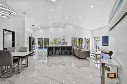 Villa ou maison à vendre à Davie, Floride: 3 chambres, 128.58 m2 № 1988200 - photo 4