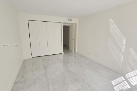 Снять в аренду кондоминиум в Санни-Айлс-Бич, Флорида 2 спальни, 119.57м2, № 2004992 - фото 12