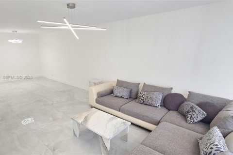 Снять в аренду кондоминиум в Санни-Айлс-Бич, Флорида 2 спальни, 119.57м2, № 2004992 - фото 5