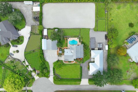 Villa ou maison à vendre à Wellington, Floride: 4 chambres, 265.24 m2 № 2146536 - photo 2