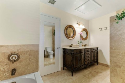 Villa ou maison à vendre à Wellington, Floride: 4 chambres, 265.24 m2 № 2146536 - photo 25