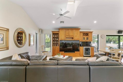 Villa ou maison à vendre à Wellington, Floride: 4 chambres, 265.24 m2 № 2146536 - photo 17