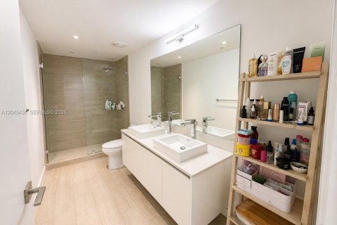 Купить кондоминиум в Майами, Флорида 2 спальни, 80.08м2, № 2243217 - фото 4