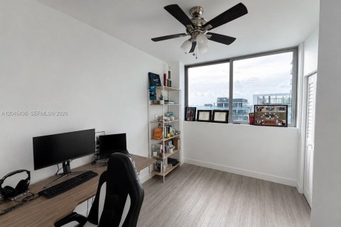 Купить кондоминиум в Майами, Флорида 2 спальни, 80.08м2, № 2243217 - фото 6