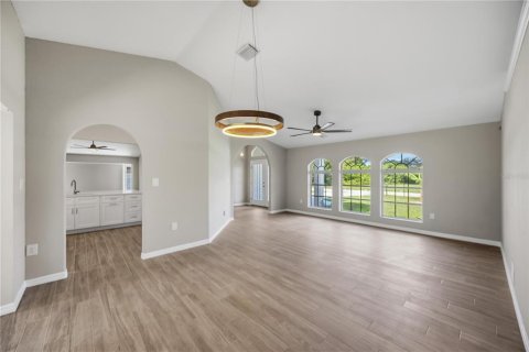 Casa en venta en Punta Gorda, Florida, 4 dormitorios, 209.96 m2 № 2384086 - foto 13