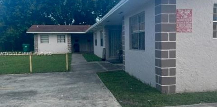 Appartement à Miami, Floride 2 chambres, 69.68 m2 № 1971461