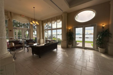 Condo in Sunny Isles Beach, Florida, 1 bedroom  № 1963554 - photo 3