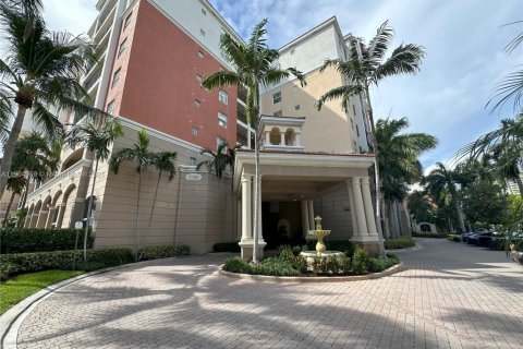Condo in Sunny Isles Beach, Florida, 1 bedroom  № 1963554 - photo 2