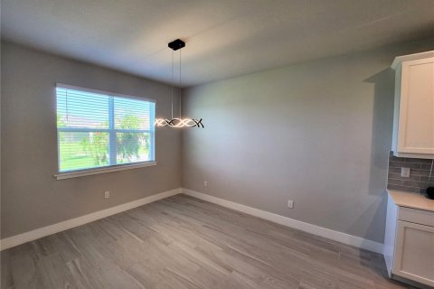 Casa en alquiler en Venice, Florida, 3 dormitorios, 171.22 m2 № 1910311 - foto 12