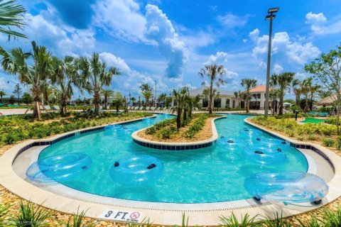 Condo in Kissimmee, Florida, 2 bedrooms in STOREY LAKE  № 1525463 - photo 21
