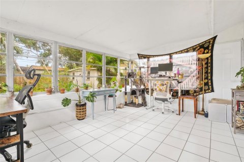 Casa en venta en Saint Petersburg, Florida, 2 dormitorios, 78.97 m2 № 1902200 - foto 16