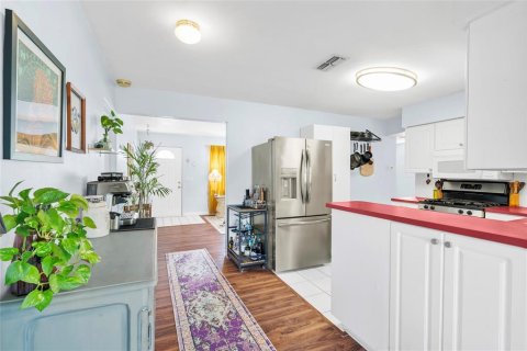 Casa en venta en Saint Petersburg, Florida, 2 dormitorios, 78.97 m2 № 1902200 - foto 13
