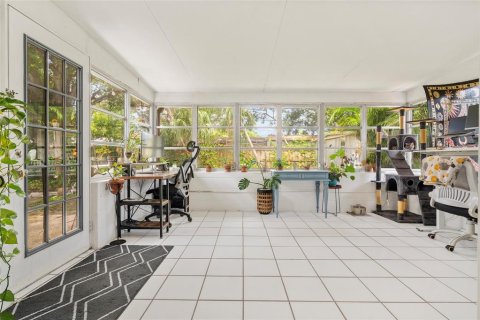 Casa en venta en Saint Petersburg, Florida, 2 dormitorios, 78.97 m2 № 1902200 - foto 14