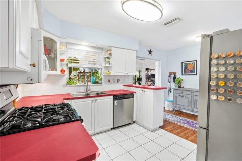 Casa en venta en Saint Petersburg, Florida, 2 dormitorios, 78.97 m2 № 1902200 - foto 10