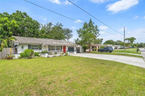 Casa en venta en Saint Petersburg, Florida, 2 dormitorios, 78.97 m2 № 1902200 - foto 28