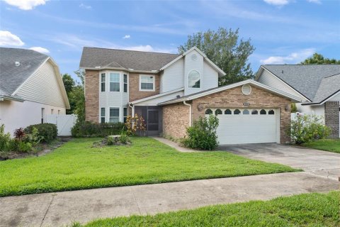 House in Orlando, Florida 4 bedrooms, 208.47 sq.m. № 1810422 - photo 2