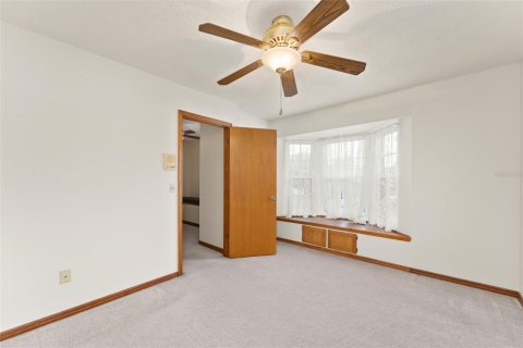 House in Orlando, Florida 4 bedrooms, 208.47 sq.m. № 1810422 - photo 24