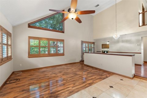 House in Orlando, Florida 4 bedrooms, 208.47 sq.m. № 1810422 - photo 12