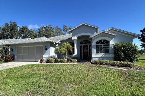 Casa en Hudson, Florida 3 dormitorios, 187.48 m2 № 2362358