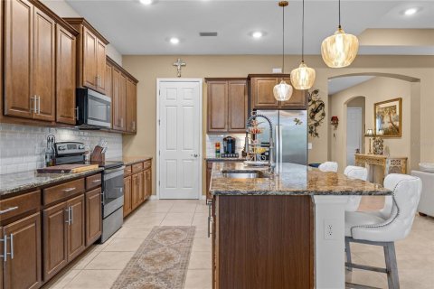 Villa ou maison à vendre à Cape Coral, Floride: 3 chambres, 238.29 m2 № 2317522 - photo 12