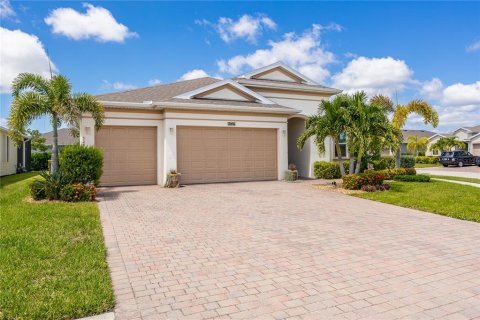 Villa ou maison à vendre à Cape Coral, Floride: 3 chambres, 238.29 m2 № 2317522 - photo 3