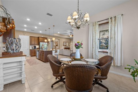 Villa ou maison à vendre à Cape Coral, Floride: 3 chambres, 238.29 m2 № 2317522 - photo 15