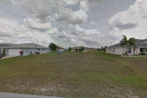 Land in Cape Coral, Florida № 970687 - photo 1