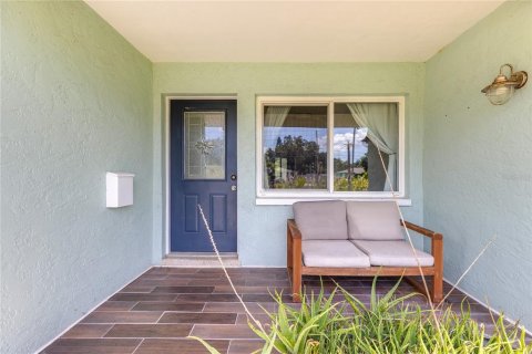 Casa en venta en Saint Petersburg, Florida, 3 dormitorios, 139.82 m2 № 1900675 - foto 6