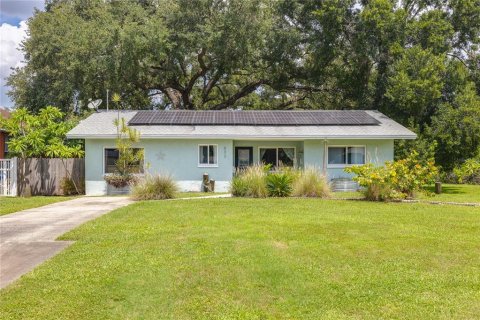 Casa en venta en Saint Petersburg, Florida, 3 dormitorios, 139.82 m2 № 1900675 - foto 2