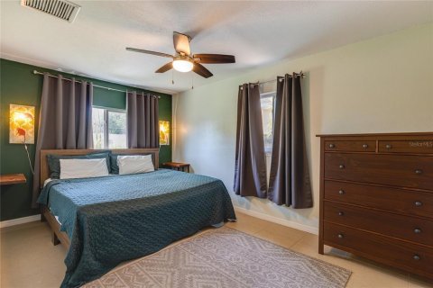 Casa en venta en Saint Petersburg, Florida, 3 dormitorios, 139.82 m2 № 1900675 - foto 21