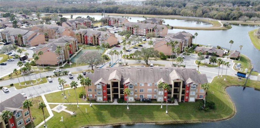 Condo in Kissimmee, Florida, 2 bedrooms № 1530038