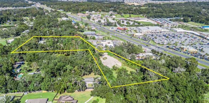 Commercial property in Belleview, Florida 63.73 sq.m. № 2140608