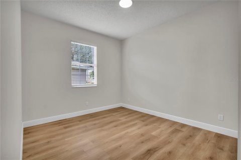 Villa ou maison à vendre à Leesburg, Floride: 3 chambres, 164.99 m2 № 2273061 - photo 24