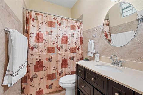 House in Sarasota, Florida 3 bedrooms, 201.6 sq.m. № 2196618 - photo 14
