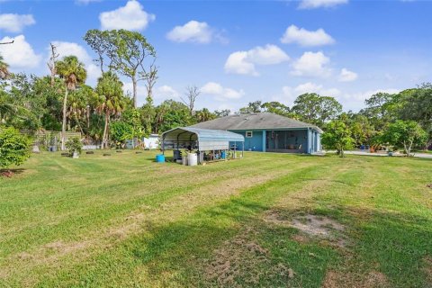 House in Sarasota, Florida 3 bedrooms, 201.6 sq.m. № 2196618 - photo 21