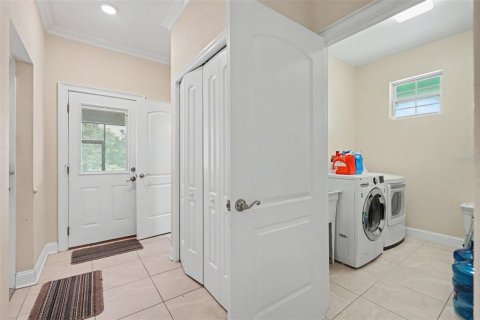 House in Sarasota, Florida 3 bedrooms, 201.6 sq.m. № 2196618 - photo 15