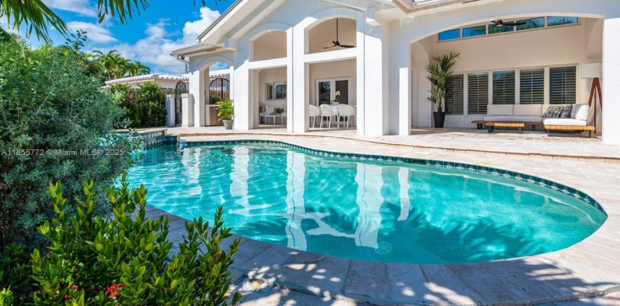 Villa ou maison à Fort Lauderdale, Floride 3 chambres, 157.93 m2 № 1877948