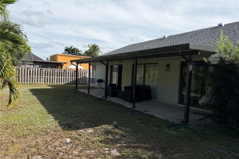 Casa en venta en Lauderhill, Florida, 3 dormitorios, 148.09 m2 № 1982737 - foto 23