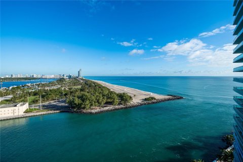 Condominio en alquiler en Bal Harbour, Florida, 1 dormitorio, 106.56 m2 № 2076835 - foto 14