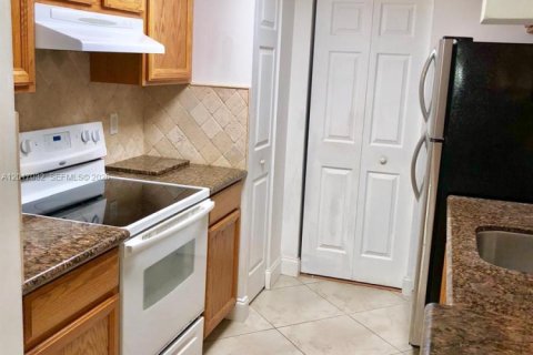 Copropriété à vendre à Coral Springs, Floride: 2 chambres, 92.9 m2 № 2180613 - photo 8