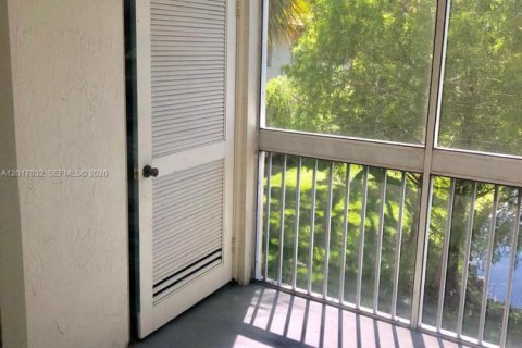 Copropriété à vendre à Coral Springs, Floride: 2 chambres, 92.9 m2 № 2180613 - photo 21