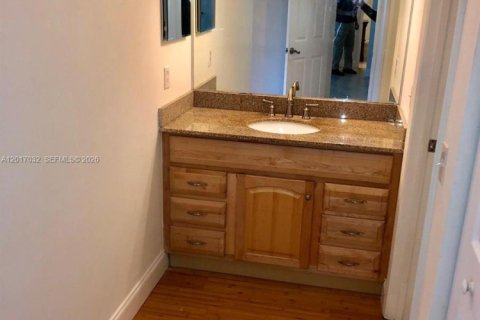 Copropriété à vendre à Coral Springs, Floride: 2 chambres, 92.9 m2 № 2180613 - photo 17