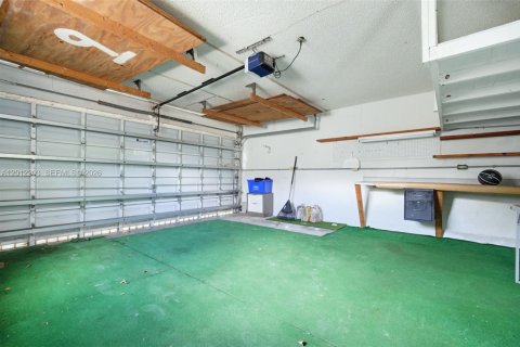 Casa en alquiler en Pembroke Pines, Florida, 3 dormitorios, 143.81 m2 № 2074591 - foto 18