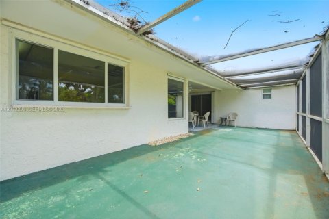 Casa en alquiler en Pembroke Pines, Florida, 3 dormitorios, 143.81 m2 № 2074591 - foto 22