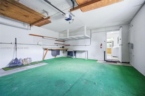Casa en alquiler en Pembroke Pines, Florida, 3 dormitorios, 143.81 m2 № 2074591 - foto 19