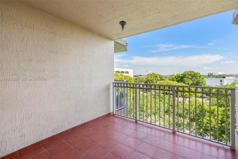 Condo in Miami, Florida, 1 bedroom  № 2179239 - photo 18